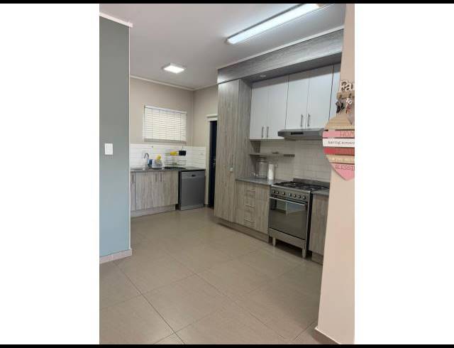 2 BEDROOM PROPERTY TO RENT IN KYALAMI